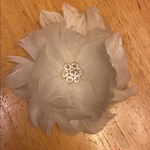 White feather flower hair clip